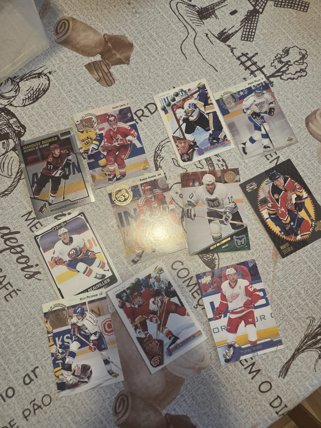 Assorted Vintage Hockey Trading Cards
