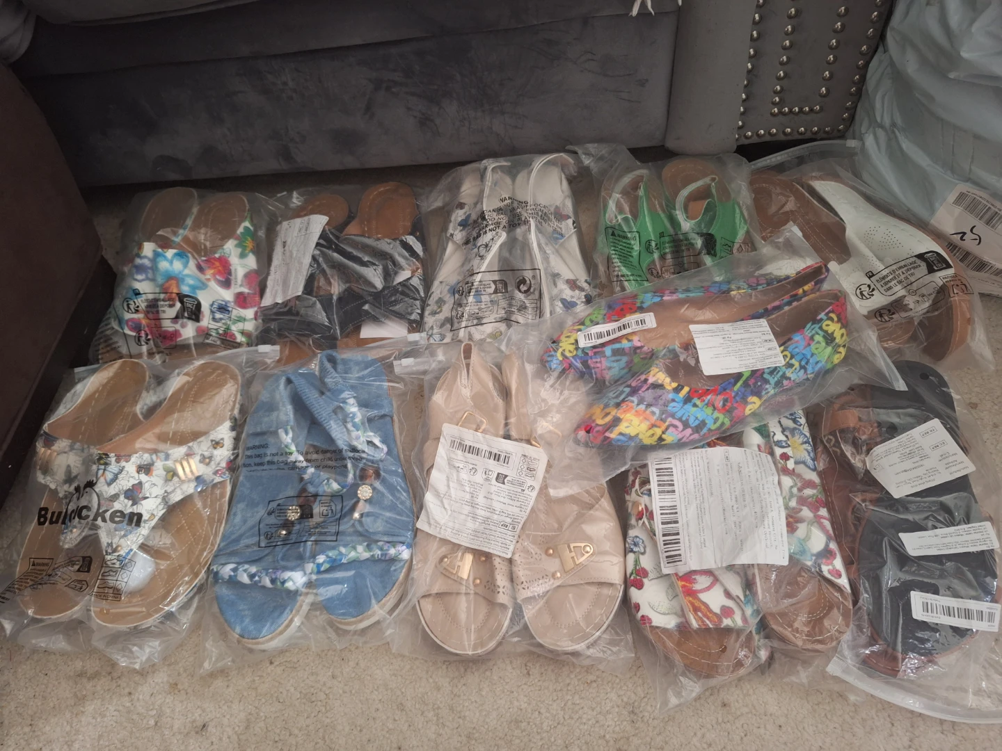 NEW Assorted Women's Sandals (8.5-9)
