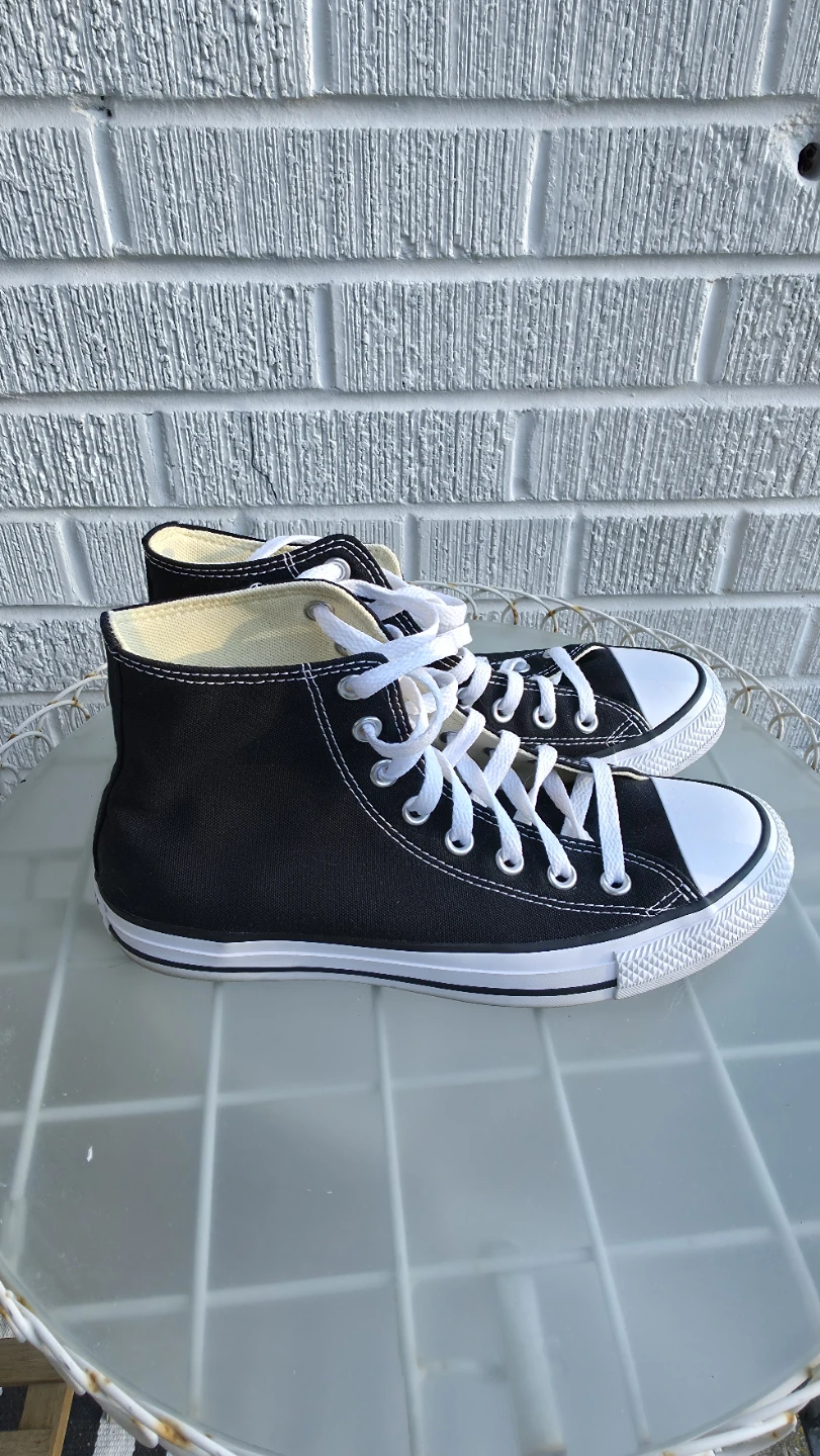 Converse Chuck Taylor All Star HI in Black Canvas - photo 2