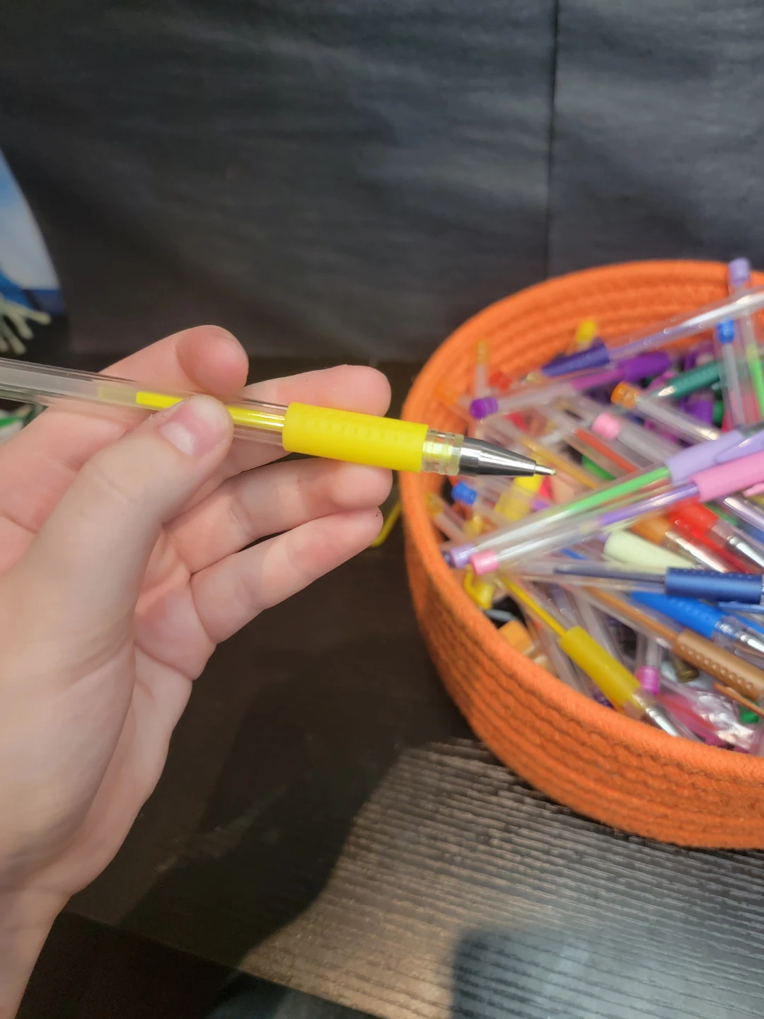 48 Collection of Assorted Gel Pens - photo 2