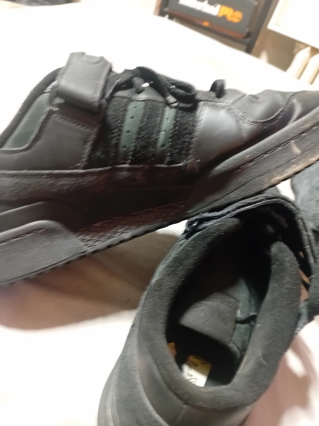 Adidas shoes - photo 2