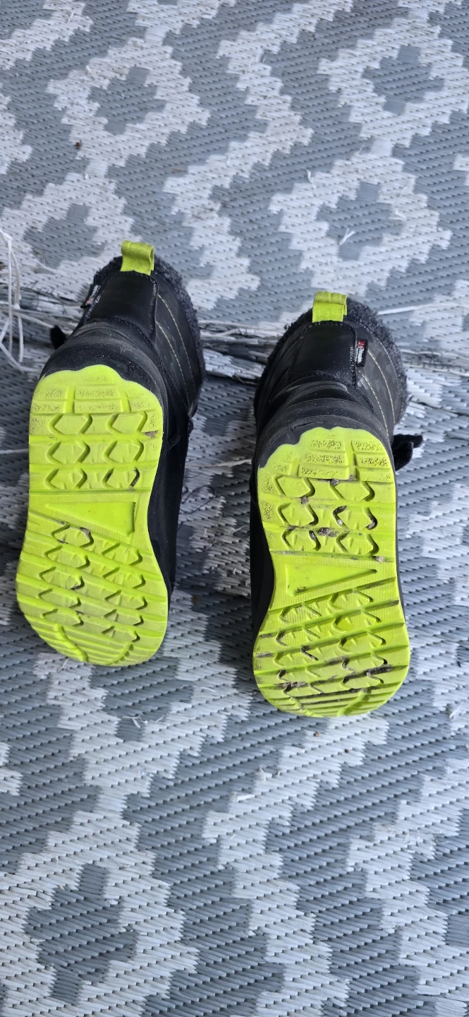 SIZE 3 Thinsulate Kids Black Winter Boots - photo 3