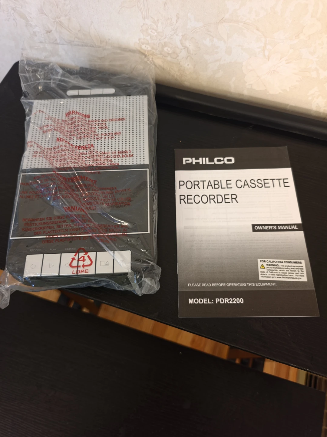 Philco PDR2200 Portable Cassette Recorder/Player – NEW