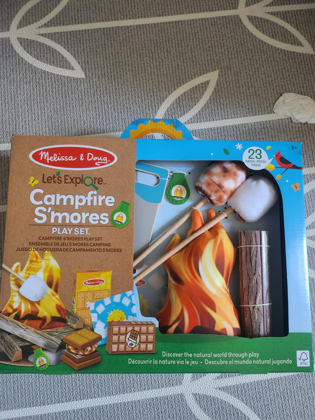 Melissa & Doug campfire smores kit