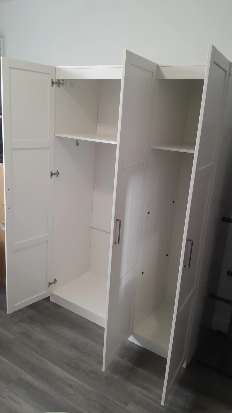 Wardrobe with 3 Doors - photo 3