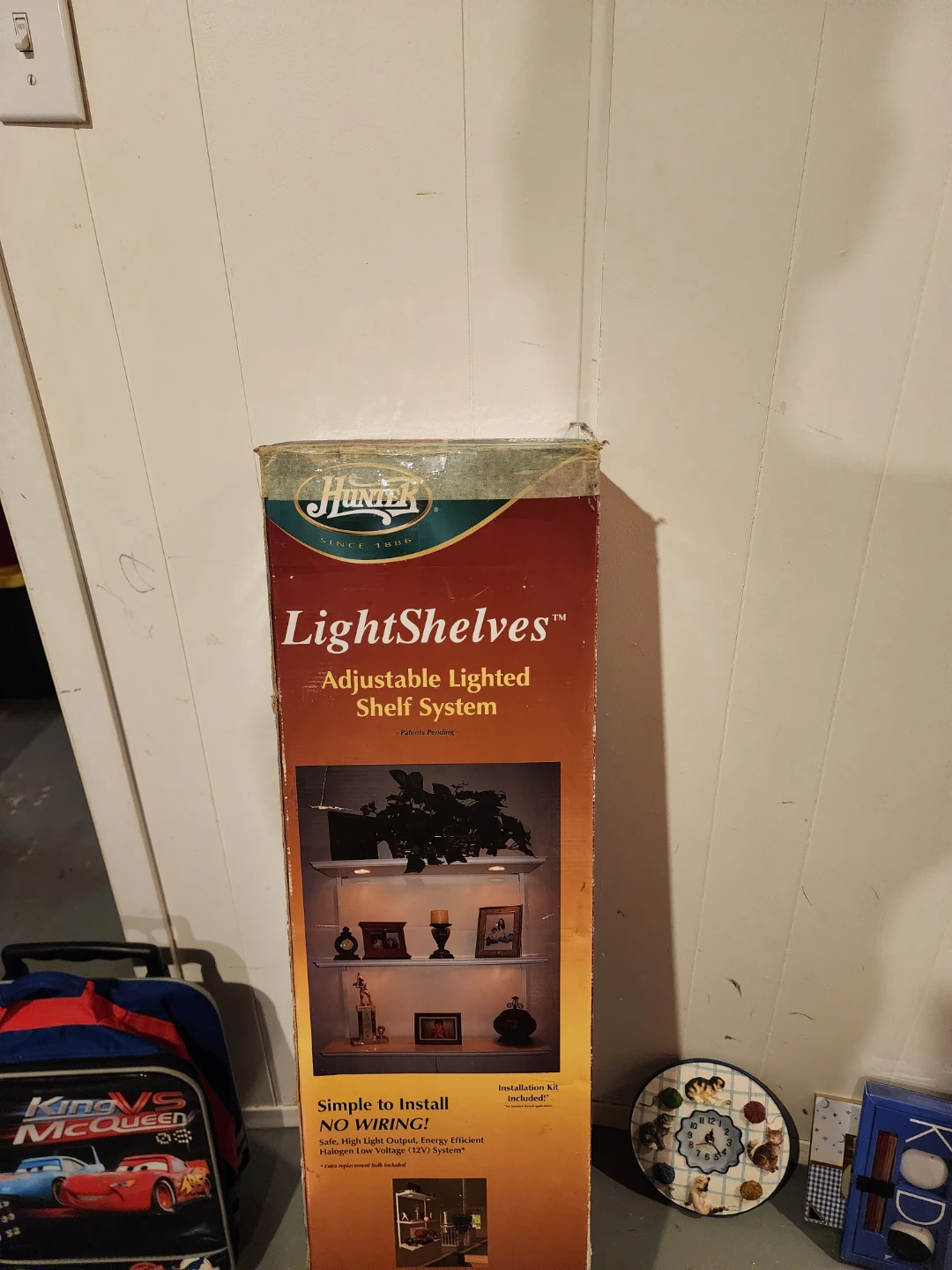 Hunter LightShelves™ Adjustable Lighted Shelf System