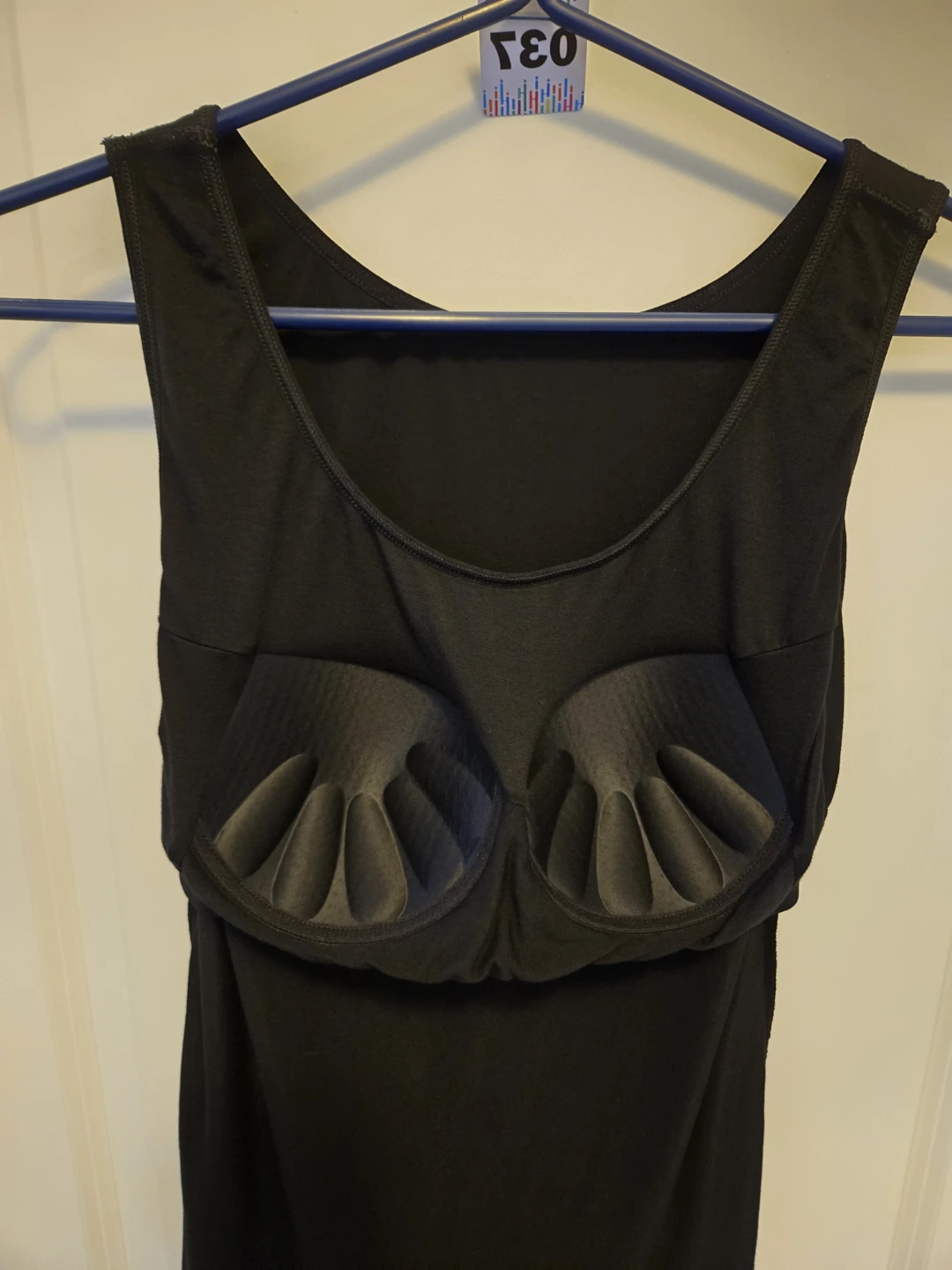 XL Black Tank Top with Built-in Bra - photo 3