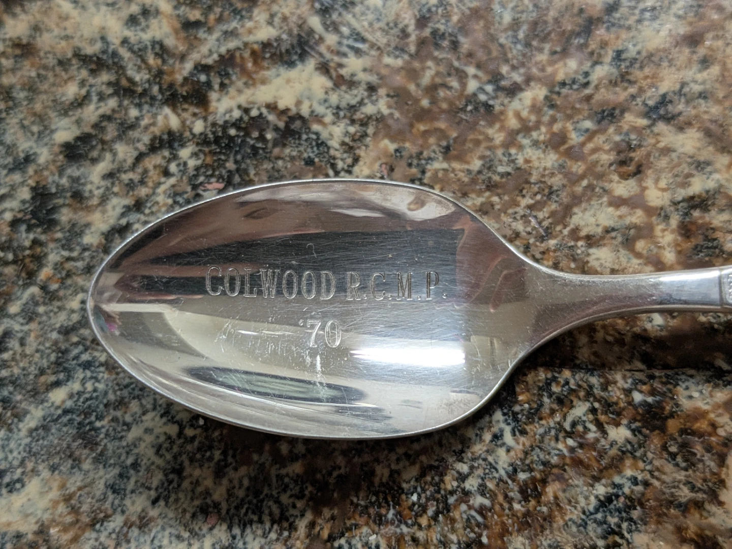 Community Plate Colwood RCMP '70 Commemorative Spoon - photo 3