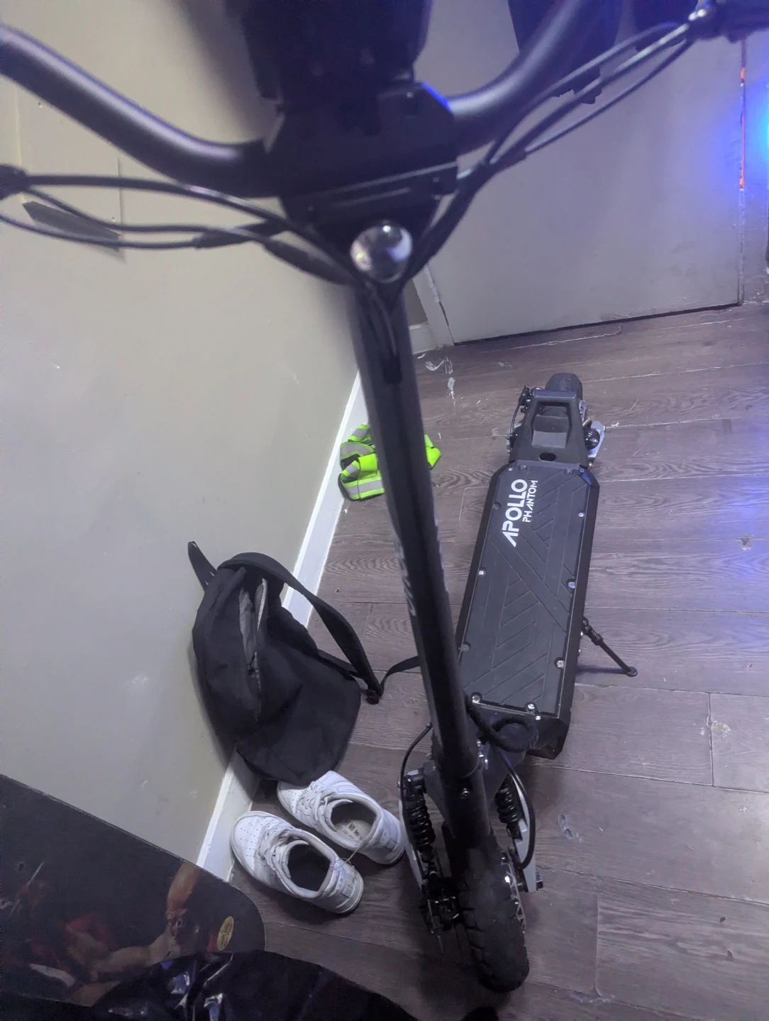 Apollo Phantom Electric Scooter - photo 2