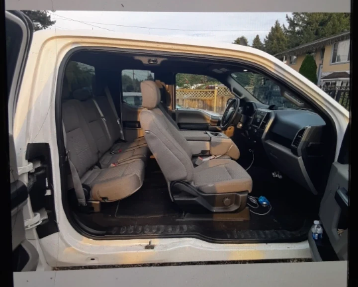 2020 FORD F150 XLT EXT CAB ORIG 15,000KMS V6 - photo 5