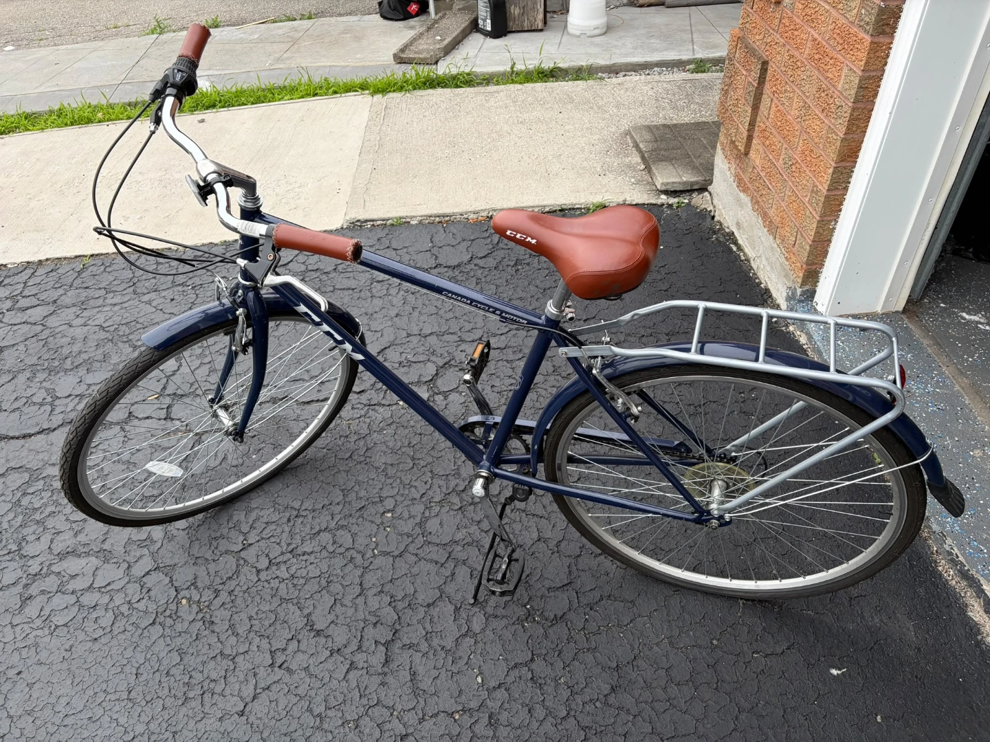 CCM Cruiser Bike