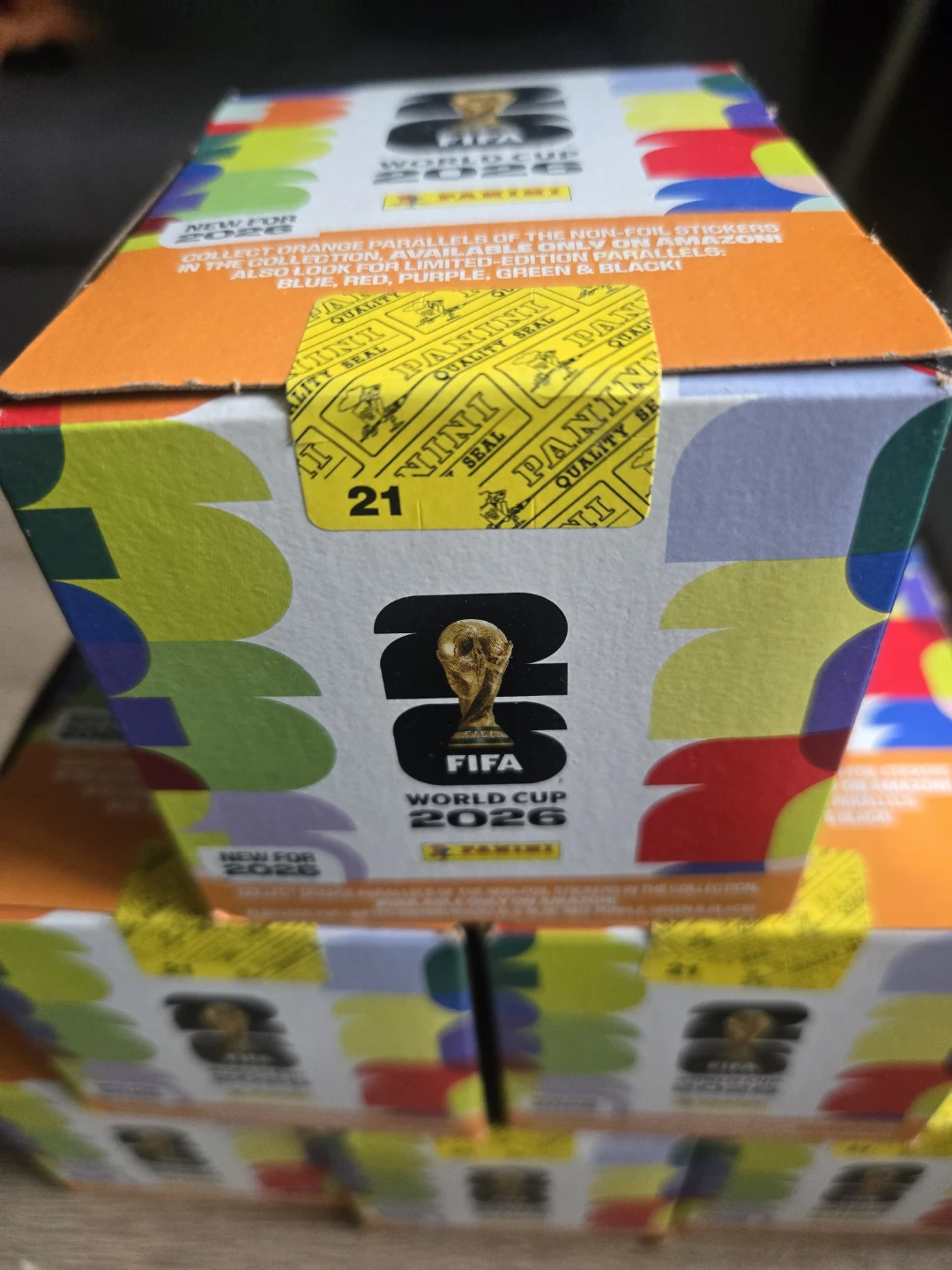 2026 FIFA Panini Soccer sticker box - Orange- Sealed - photo 2