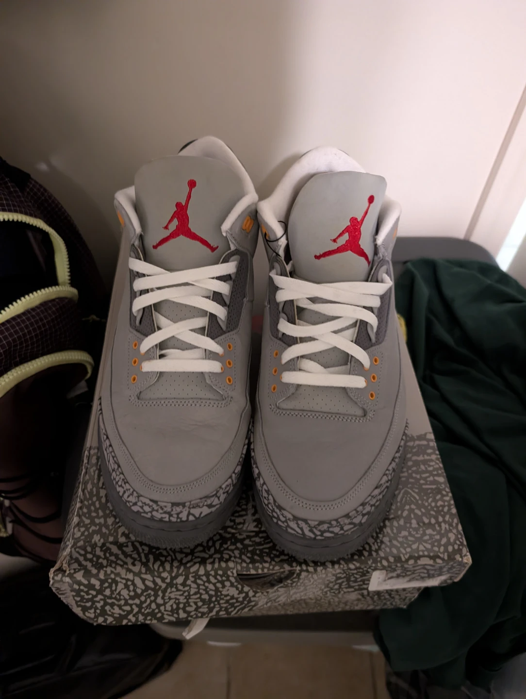 Jordan 3 grey