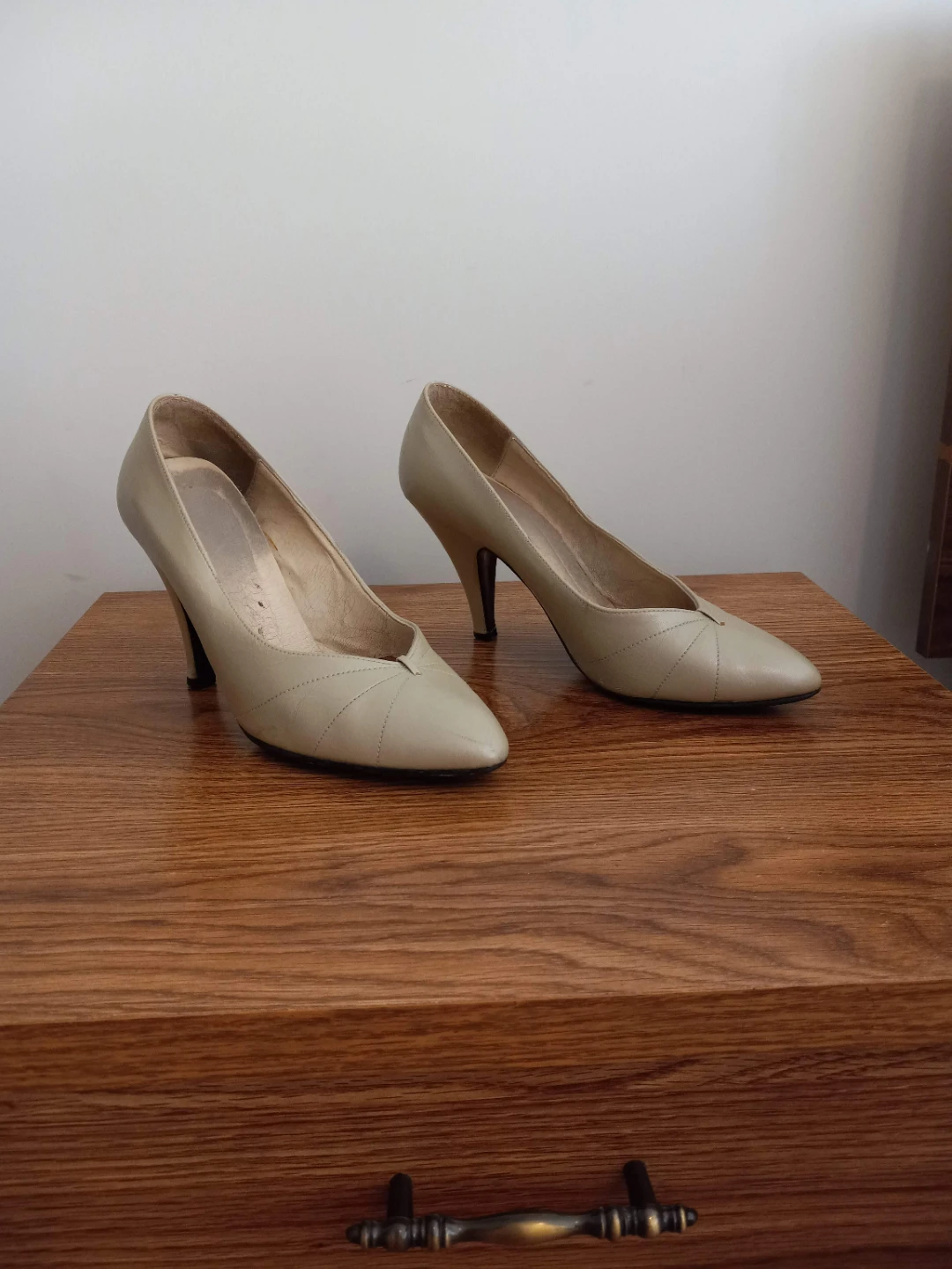 Classic high heel pump (size 7-7.5) - photo 2