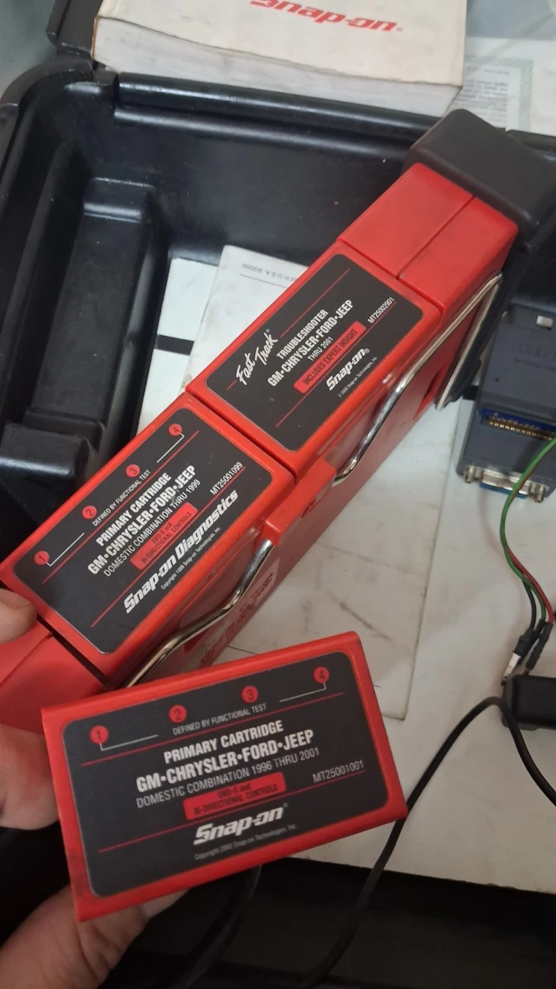 Snap-on MT2500 Scanner Diagnostic Kit - photo 3
