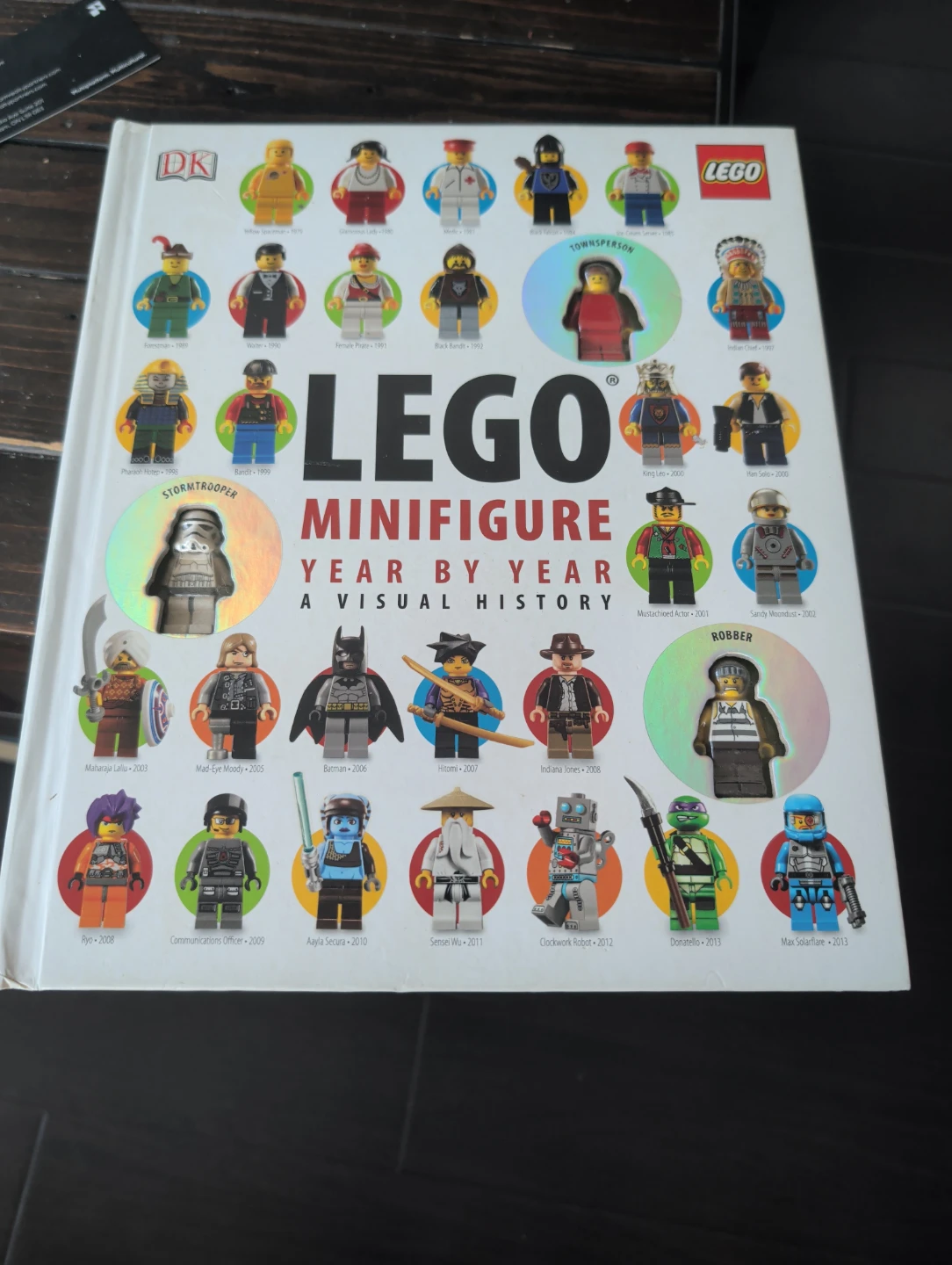 LEGO Minifigure Year By Year: A Visual History Book