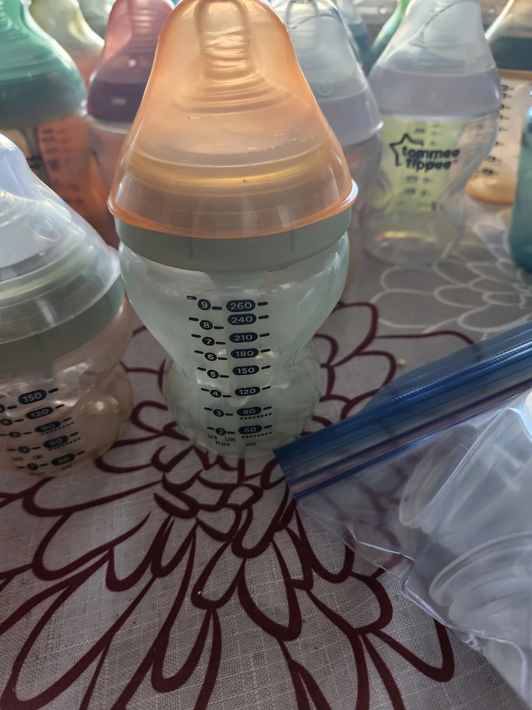 Large set of Tommee Tippee baby bottles - photo 2