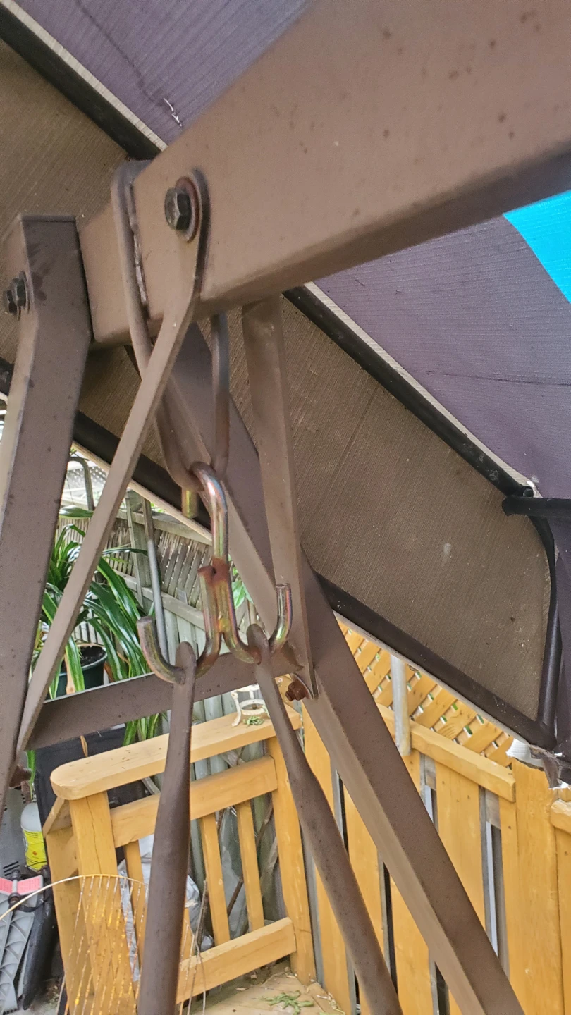 Outdoor patio swing with rainbow canopy - photo 4