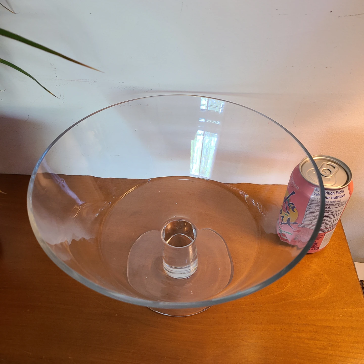 Large clear glass pedestal bowl fir $5! - photo 2
