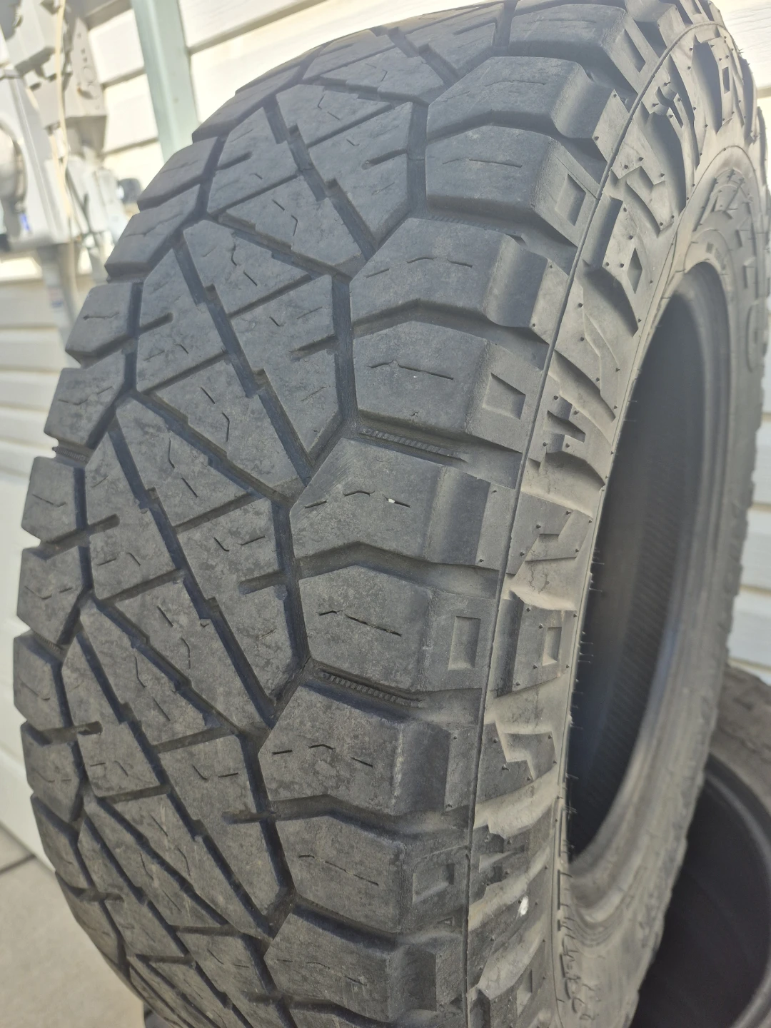 Lt285/70r18Set of 4 All-Terrain Tires - photo 2