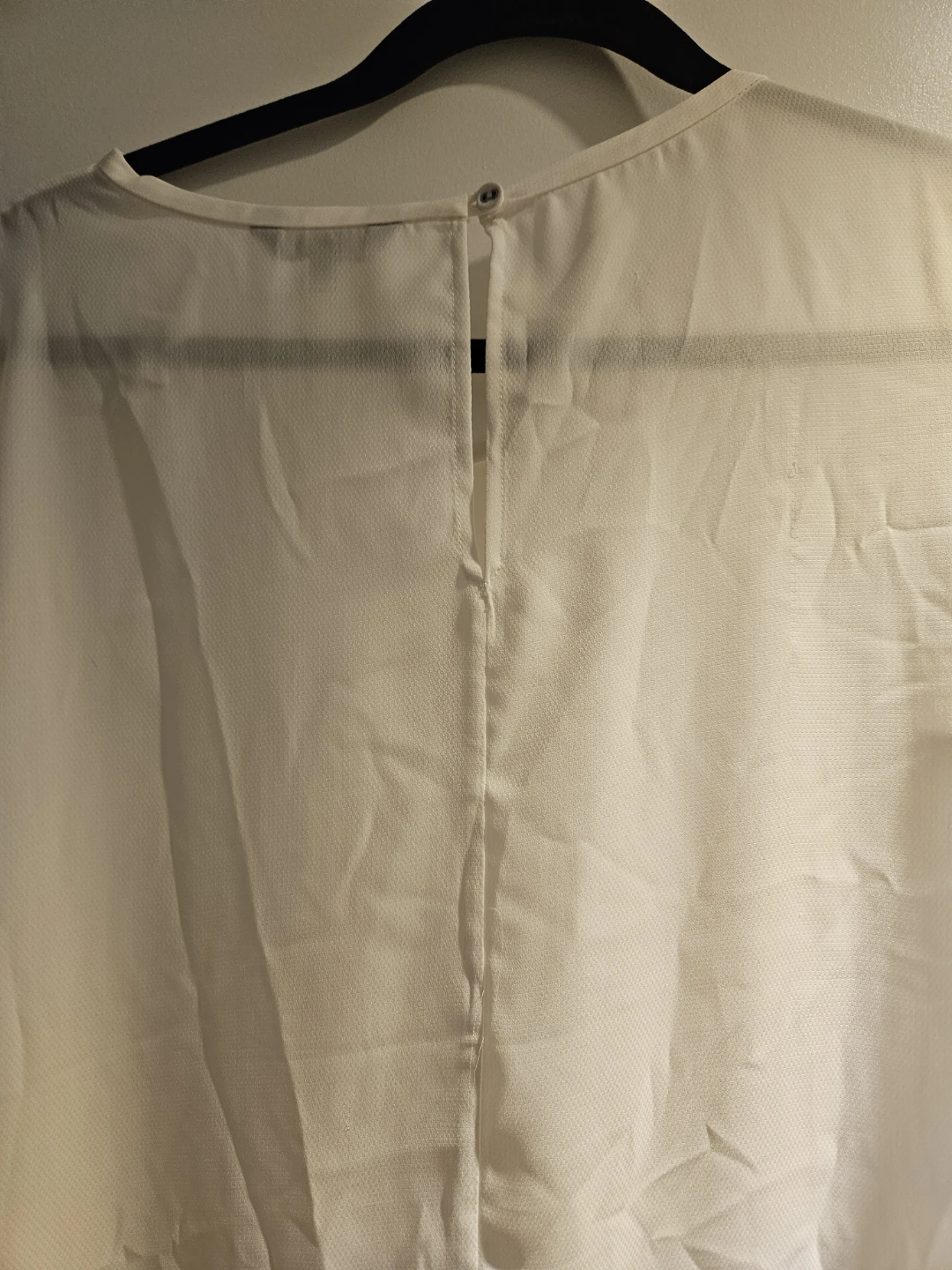 RW&CO White Blouse with Ruffle Sleeves - photo 3