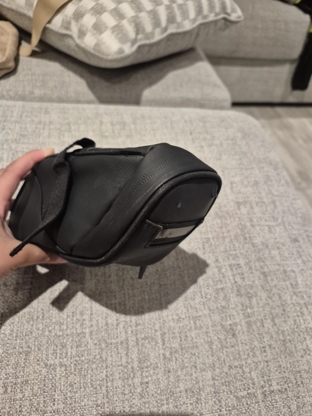 Adidas waist bag and black storage pouch set - photo 2