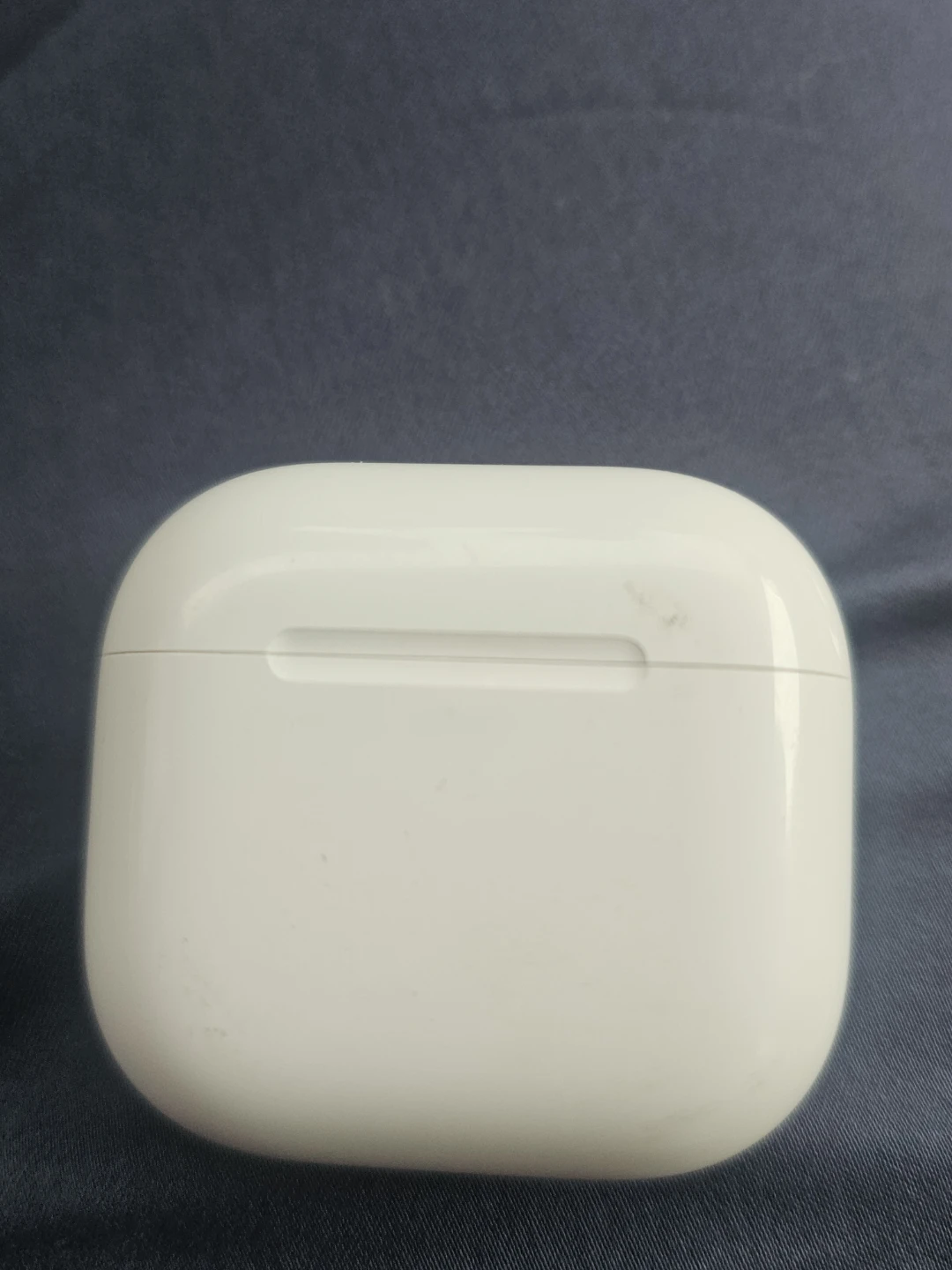 Apple AirPods - photo 2