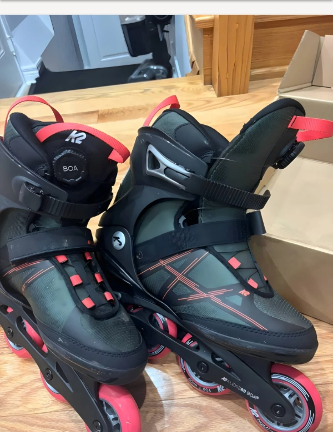 Size 10 woman rollerskates - photo 3