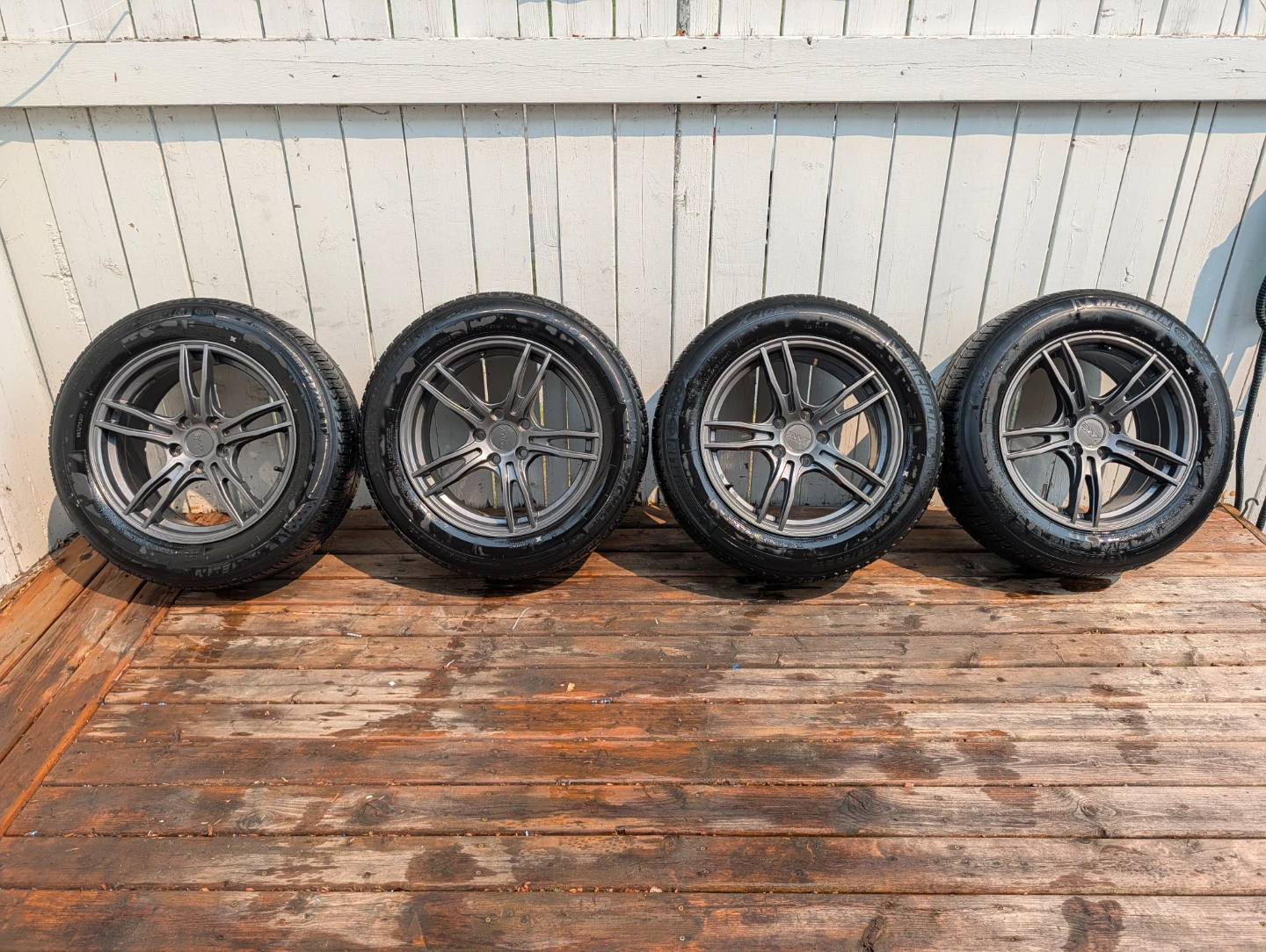 17" Envy Wheels with Michelin X-ice Tires