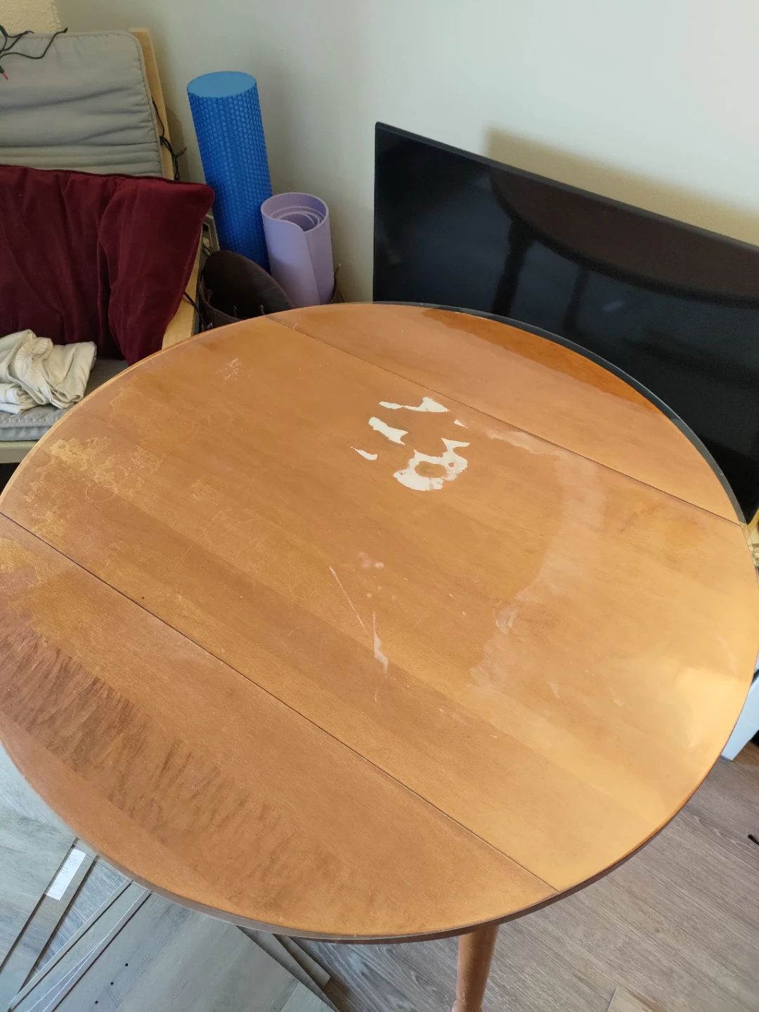 Table - photo 2