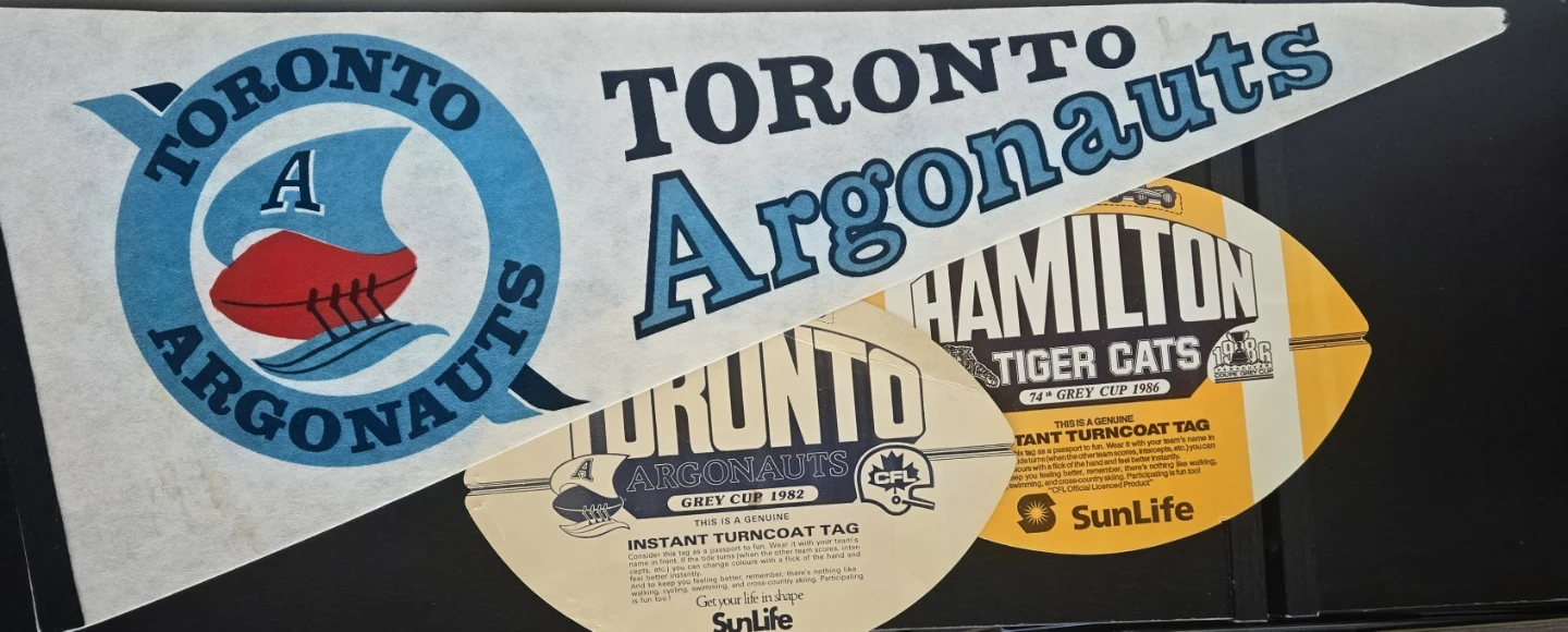 Vintage 1976/88 Toronto Argos Penant & Turncoats