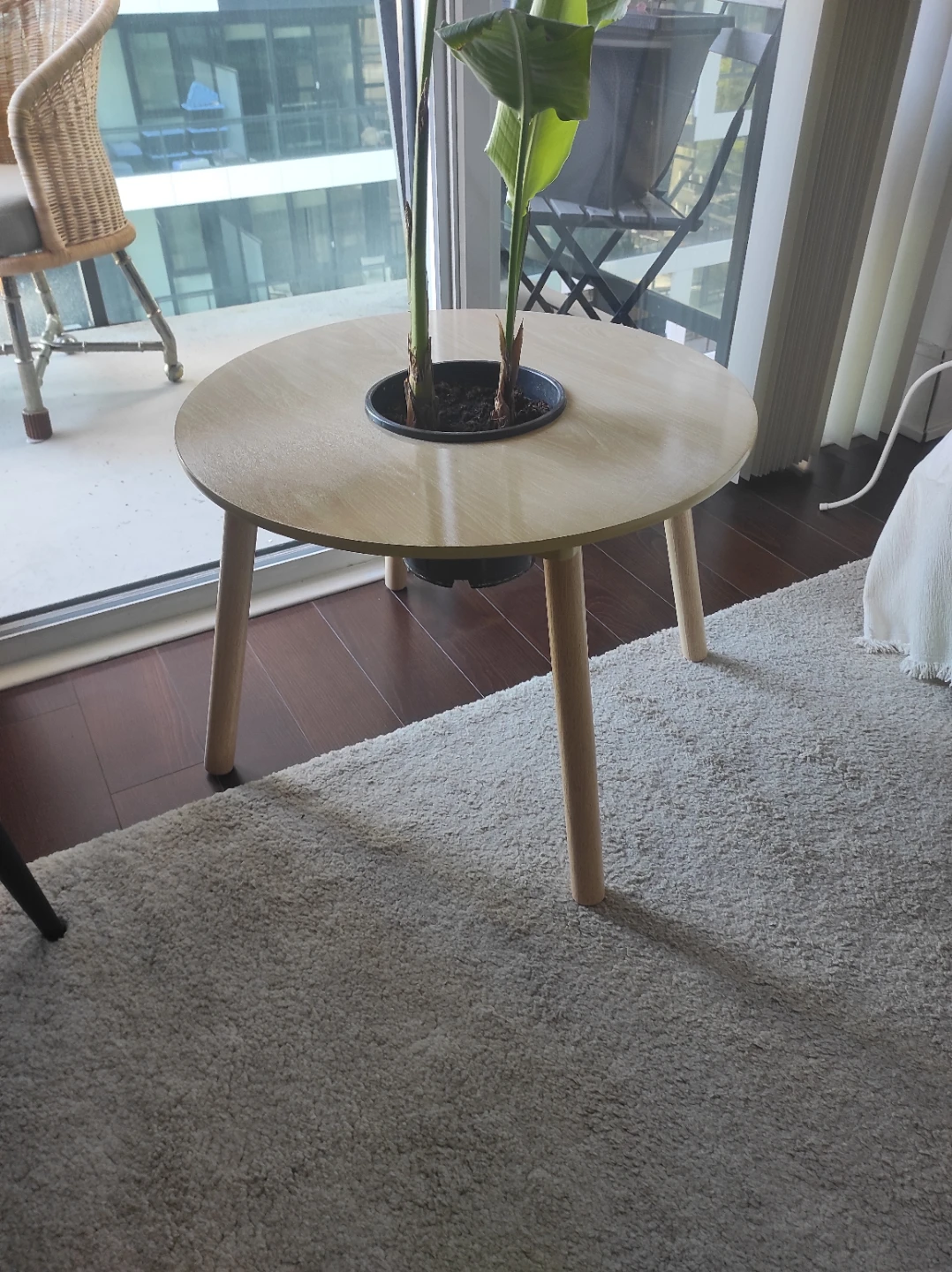 Round plant pot side table - photo 2
