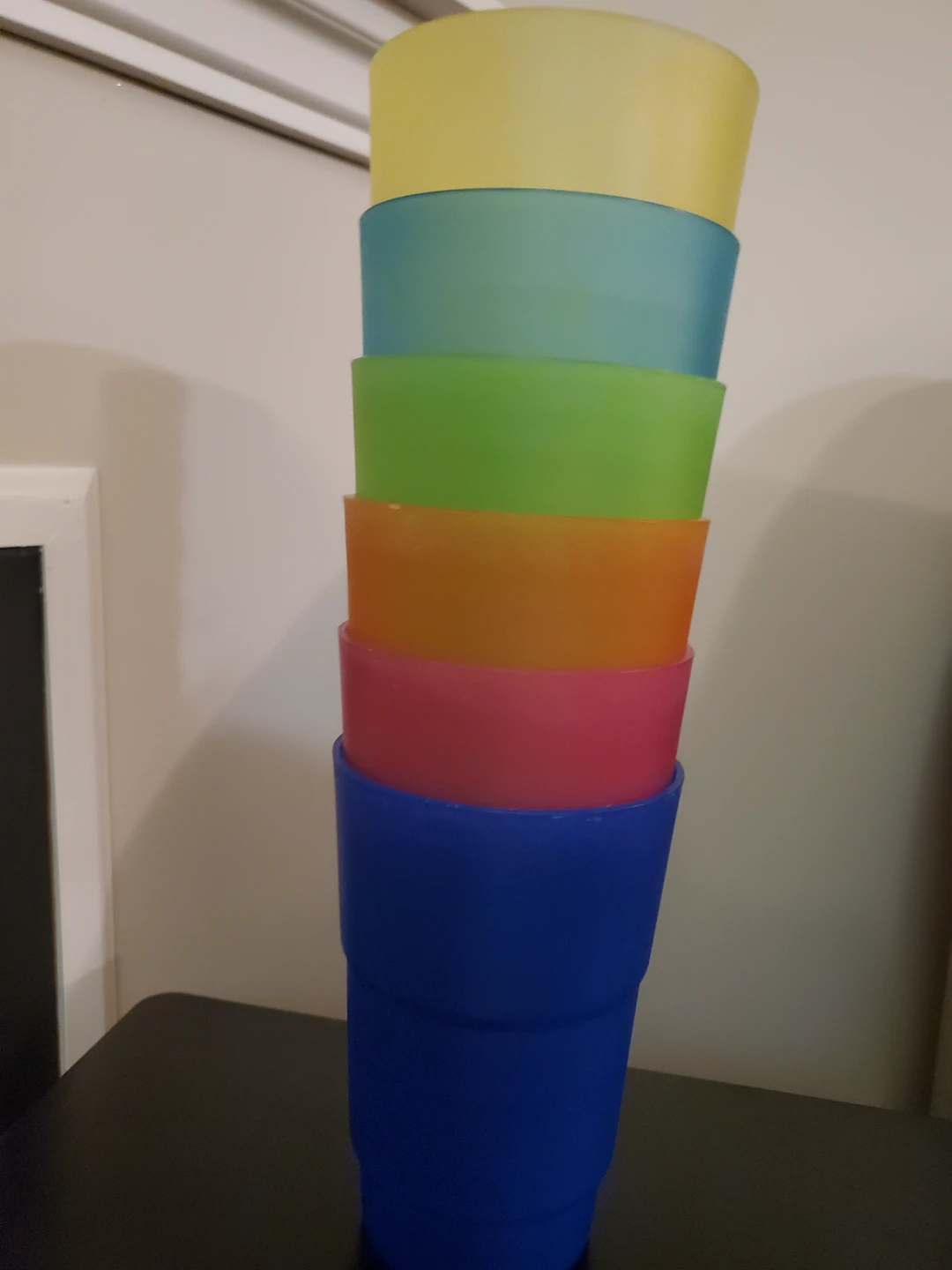 Vintage Stackable Plastic Cups 🏈 - photo 2
