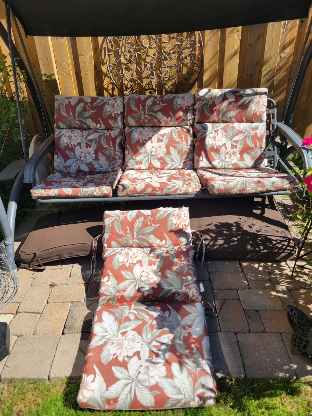 4-Patio  Floral Cushions-10