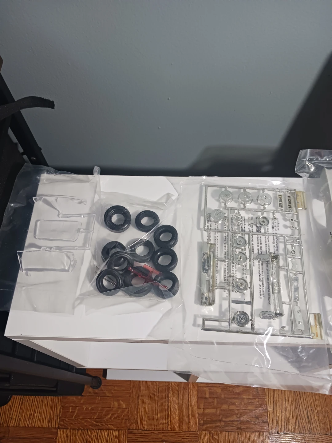 AMT Ertl 1965 Pontiac GTO Model Kit - photo 4