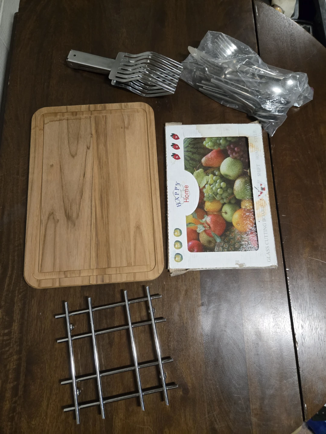 Kitchenware bundle: Wood board, glass board, and utensils - photo 3