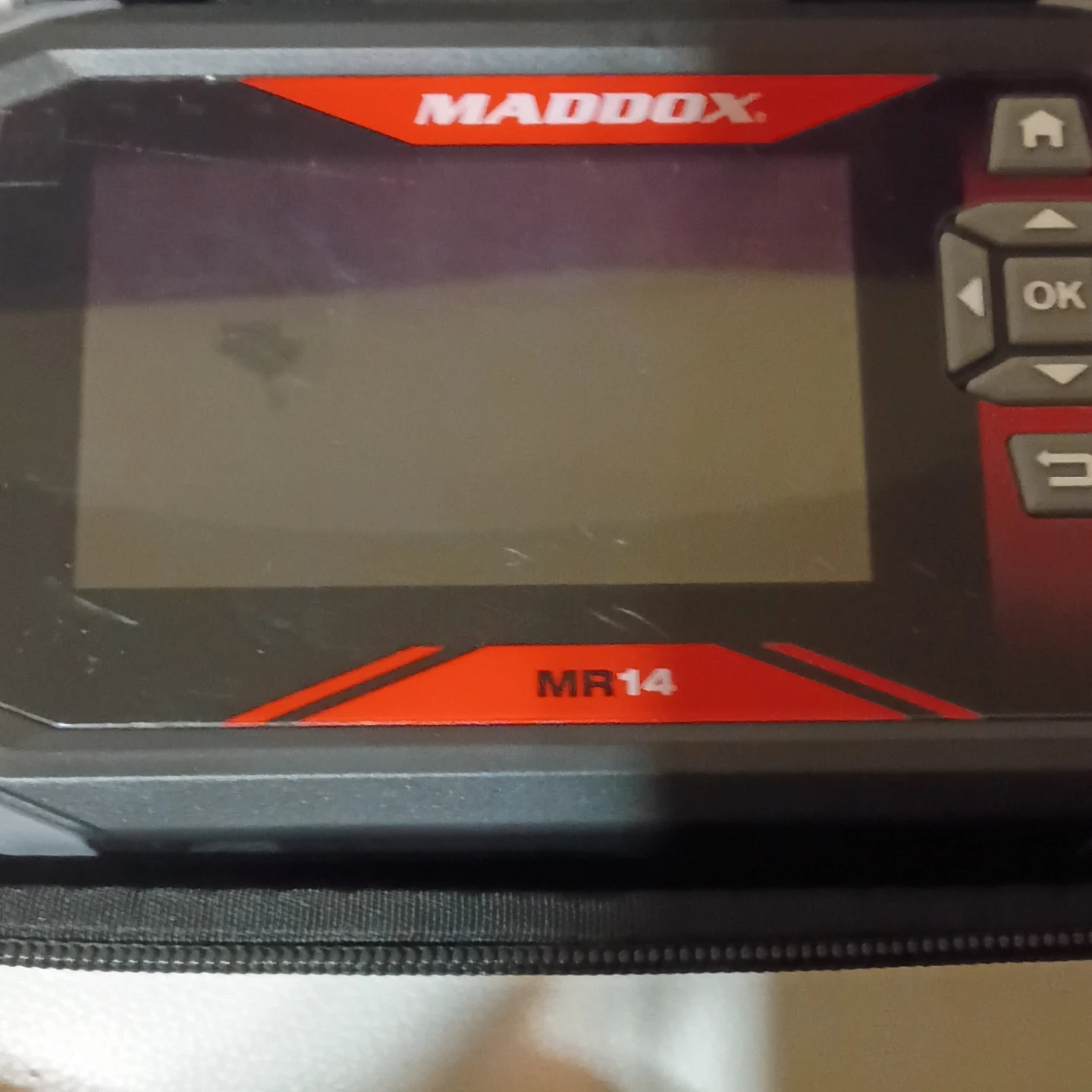 Maddox MR14 OBDII Code Reader - photo 2