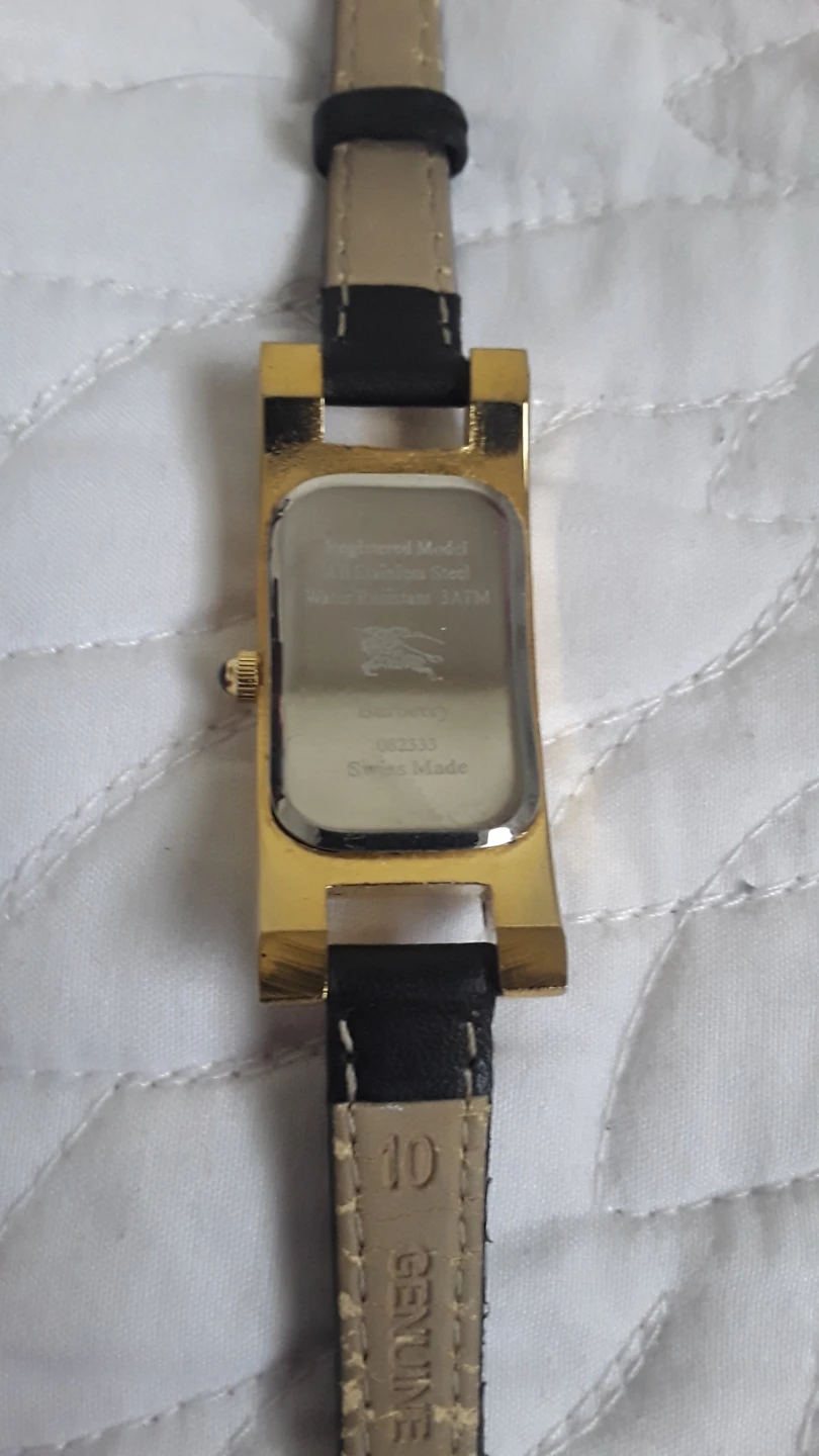 Vintage Burberry Gold-Tone Rectangular Leather Wristwatch - photo 4