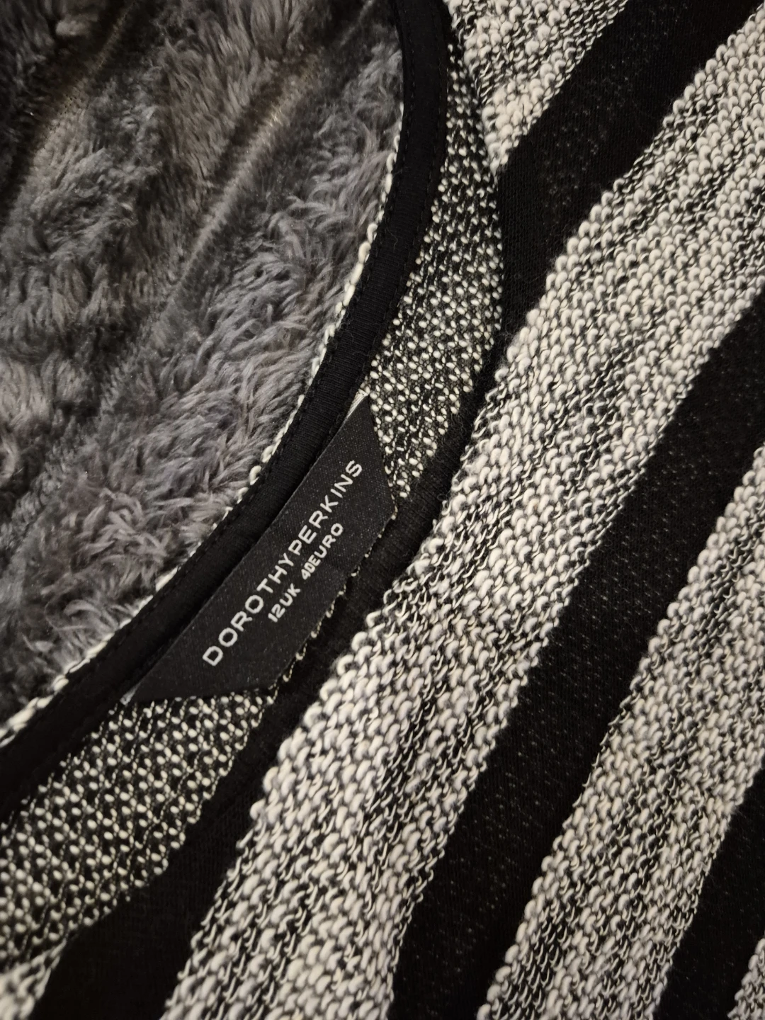 Dorothy Perkins Striped Top - photo 5