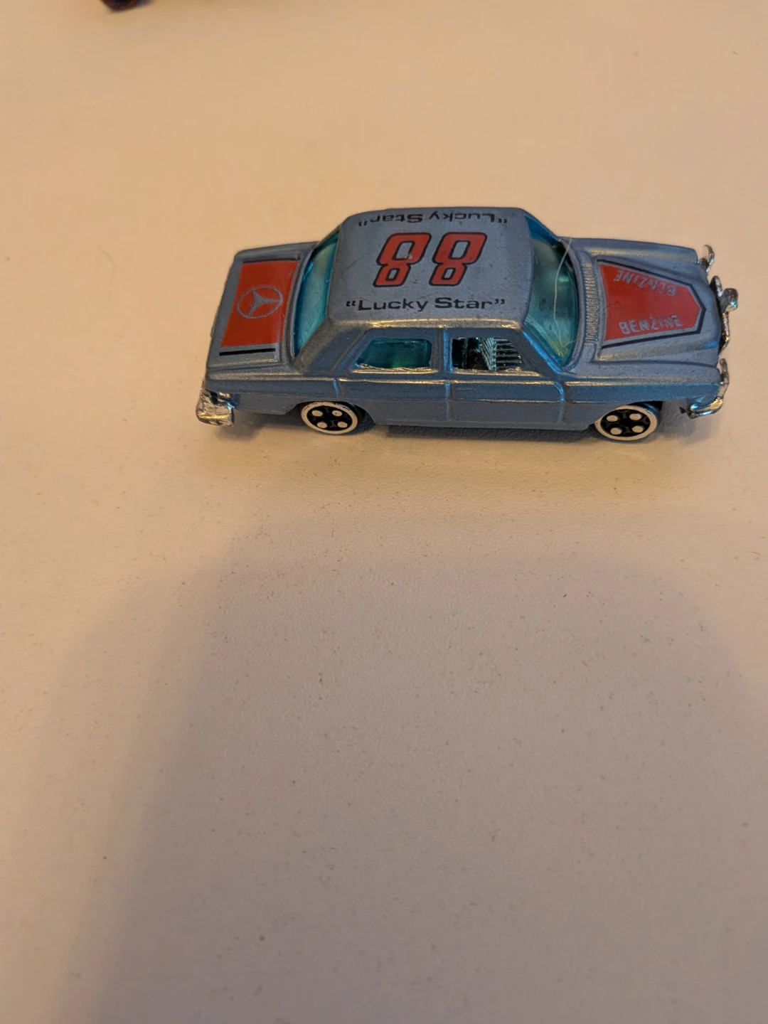 Summer Lucky Star diecast toy car