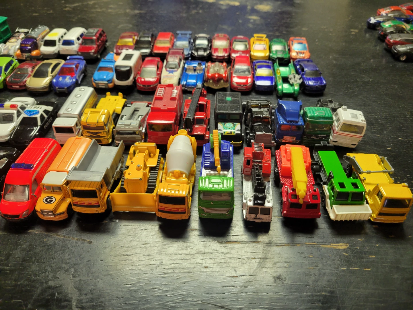 TOYS Police & Fire & Construction TRUCKS & CARS - 75 PIECES - photo 4