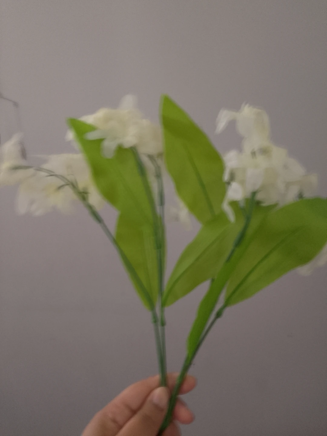 Artificial White Flower & Stems 🏈