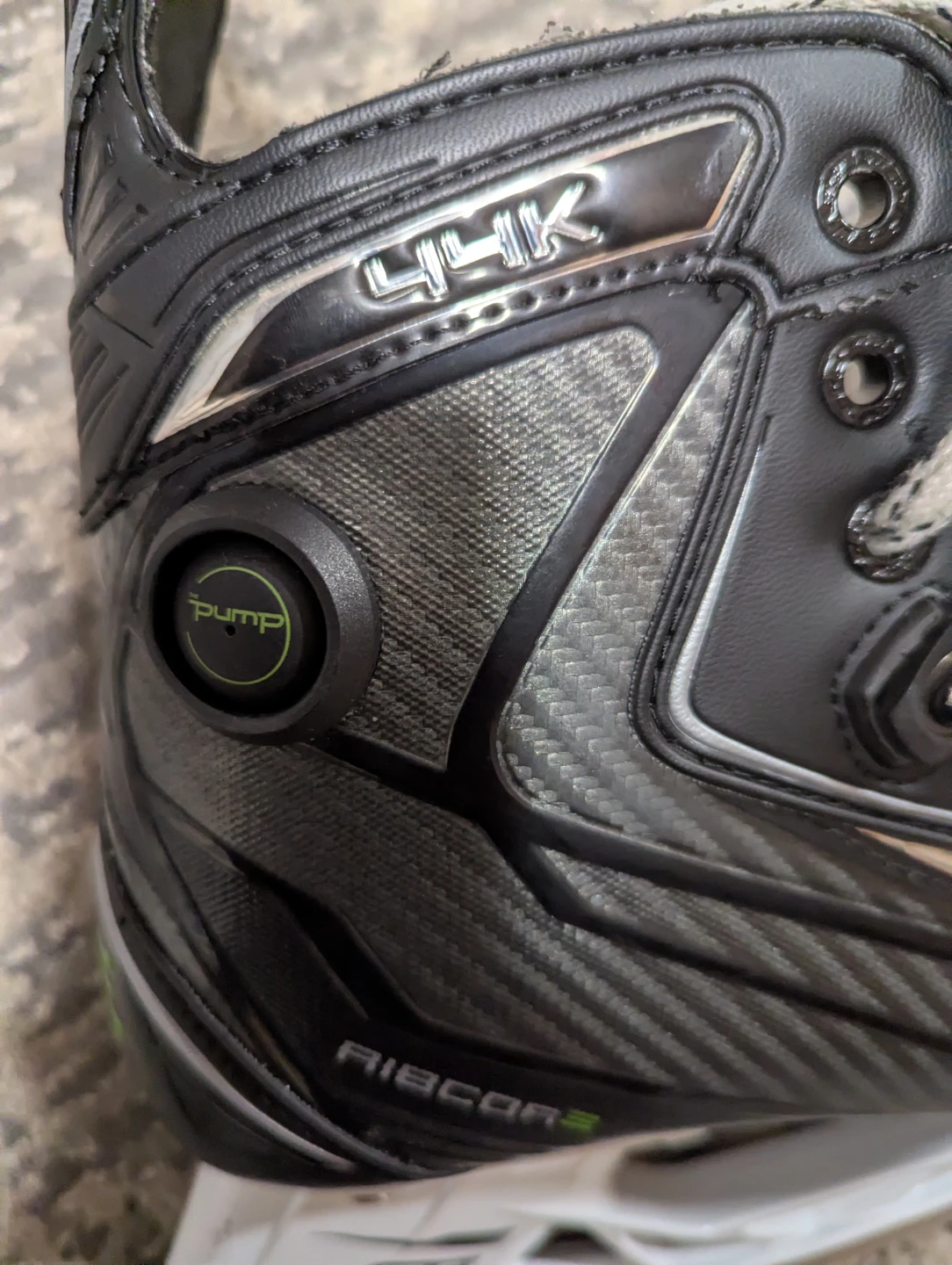 CCM Ribcor 44K Ice Skates Size 9.5 - photo 3