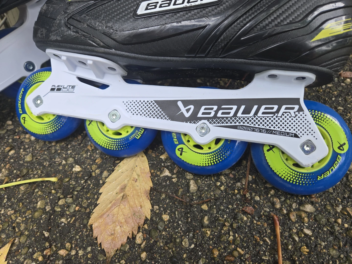 Bauer Dart Inline Hockey Skates size 8 - photo 4