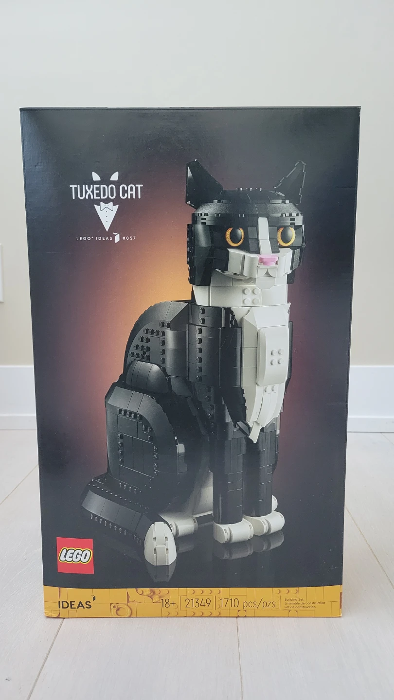 Never used-  LEGO Tuxedo Cat- Originally $129+