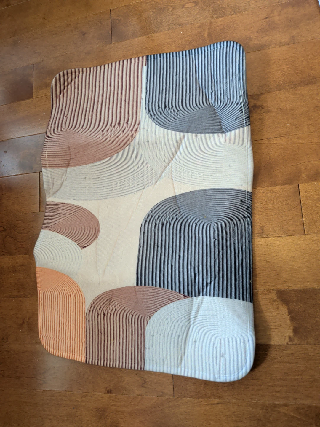 New small soft  Rug🏈