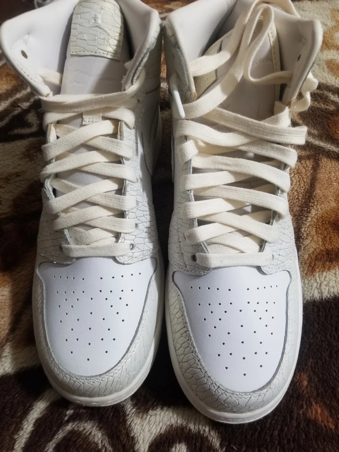 Air Jordan 1 Mid White Sneakers - photo 2