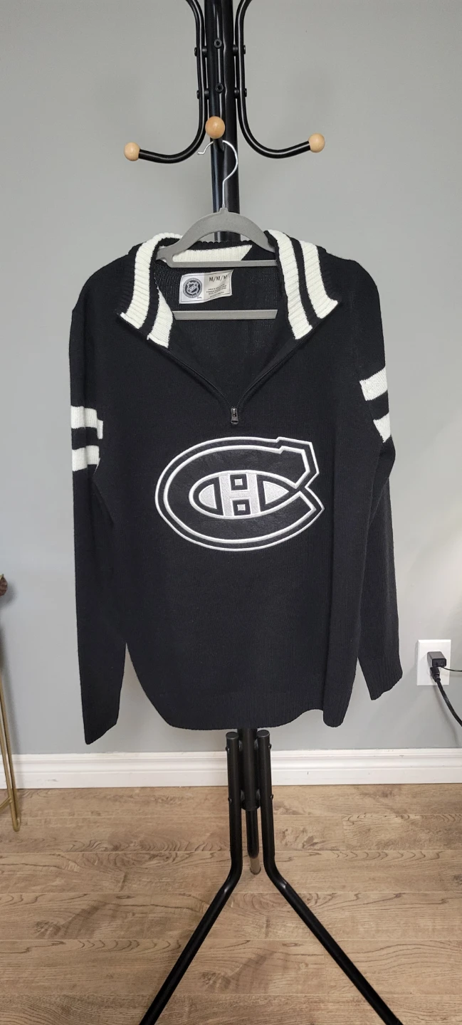 Montreal Canadiens NHL Sweater - Size M