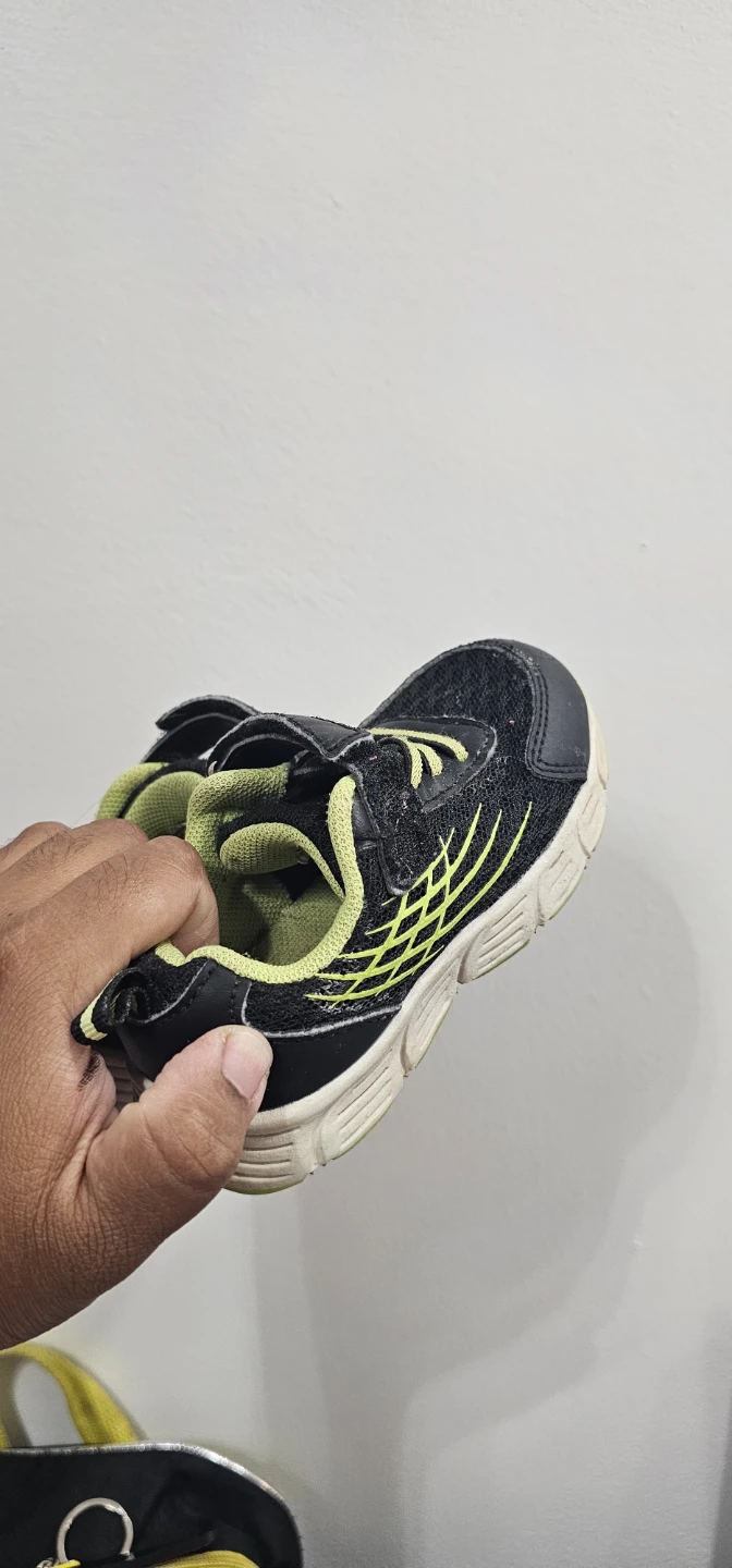 Size 5 shoes - photo 2