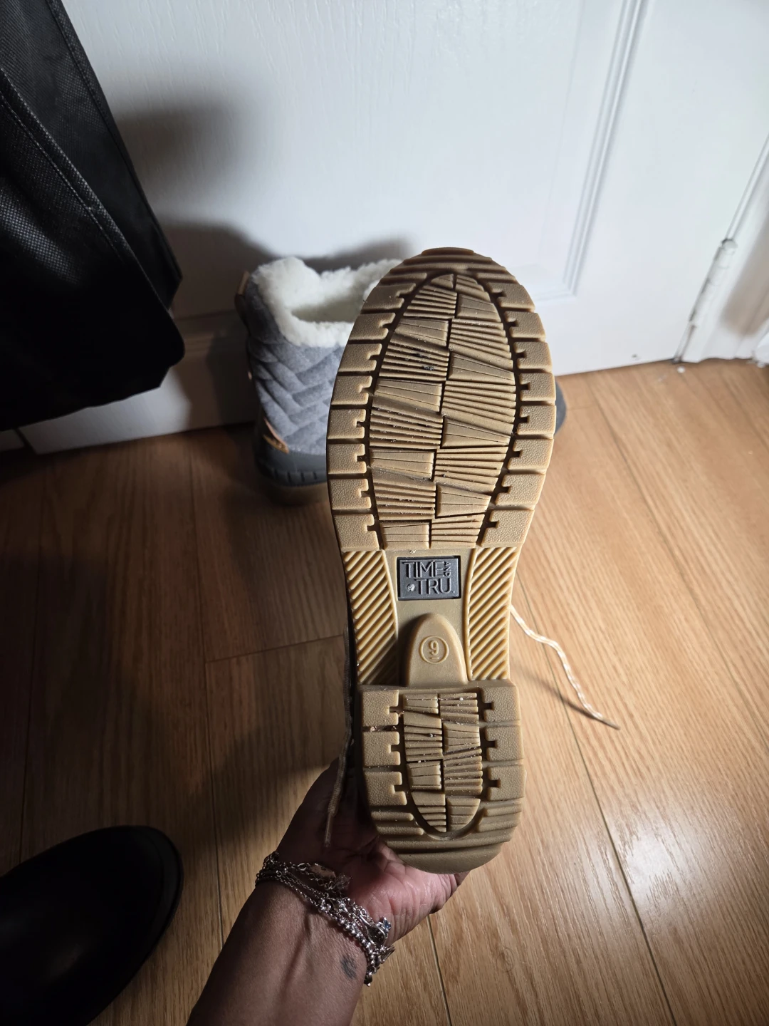 Time & Tru Winter / Snow Boots - Size 9 (Worn Once)